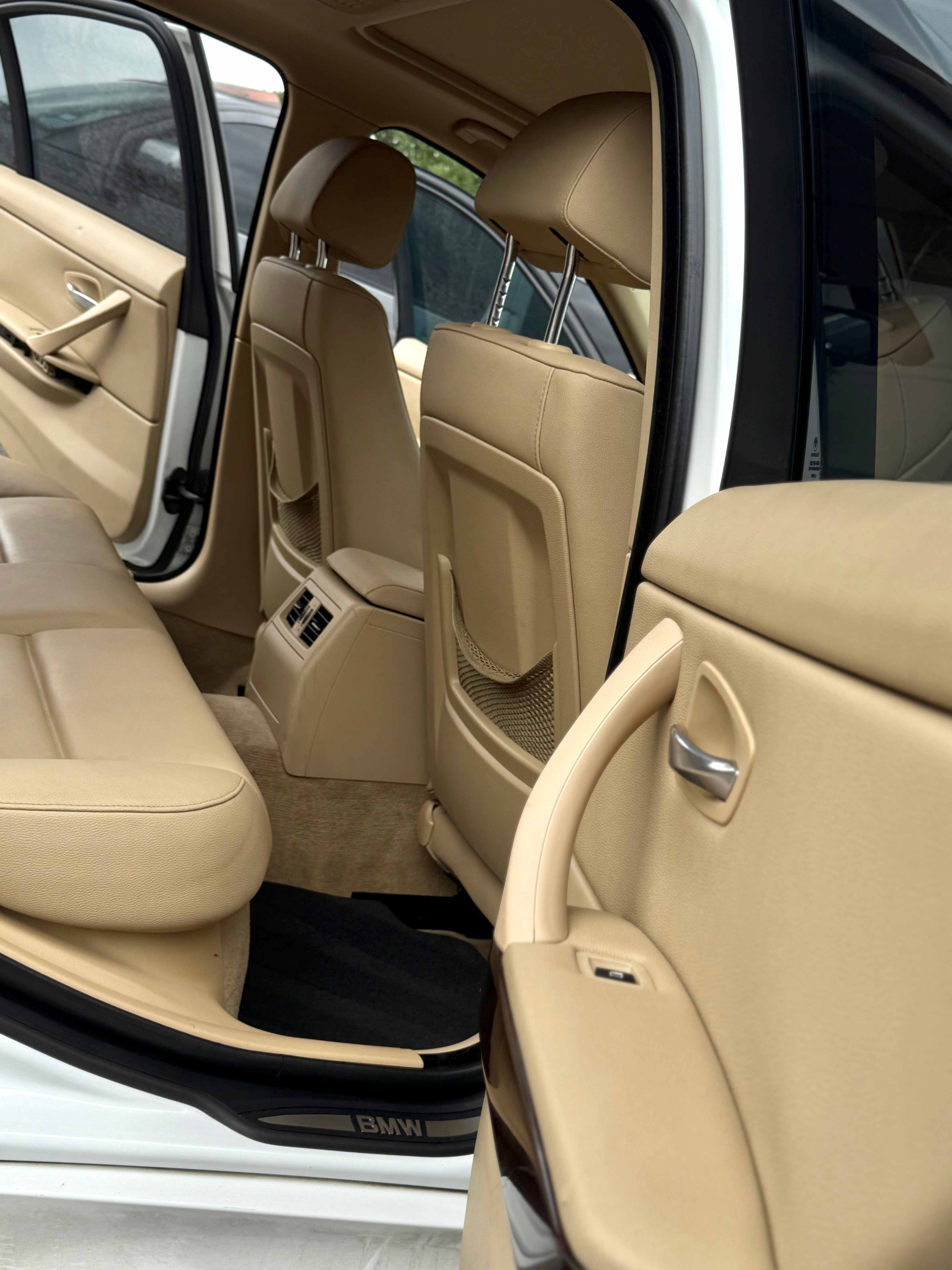 BMW backseat leather detailing - deep cleaning and conditioning Austin